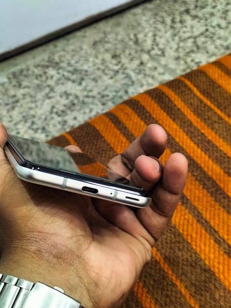 Sharp Aquos R3 (6GB/128GB) - Mobile Phones - 1079059187