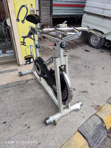 Treadmill elleptical bench press exercise cycle walking running cardio 12