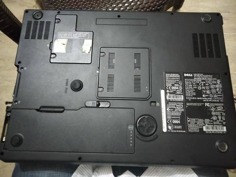 Dell laptop good condition 3
