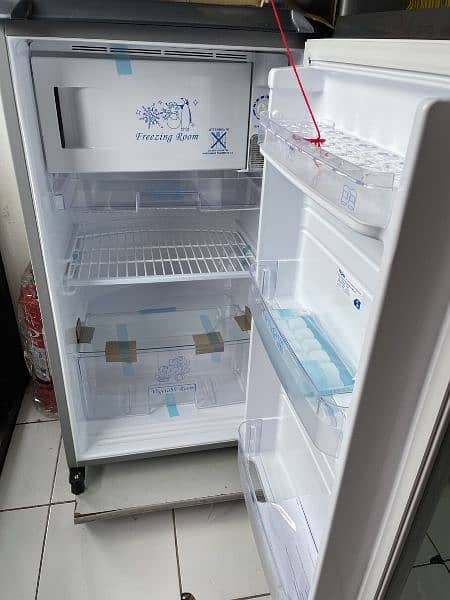 Refrigerators Dawlance Haier Pel Gree 4