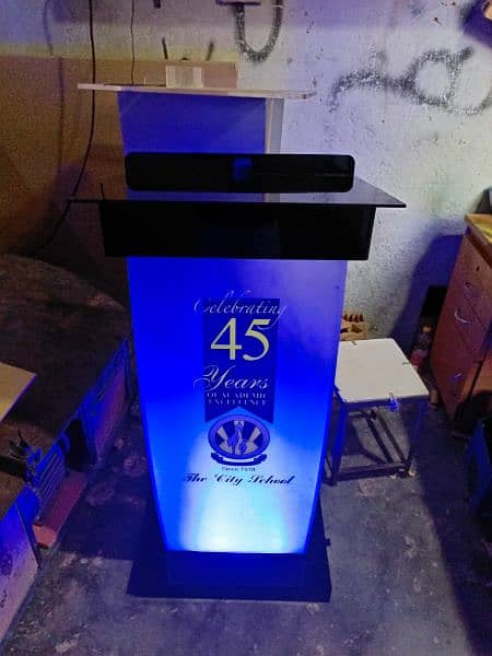 Acrylic Dice / Podium /Rostrum / speech dice 6