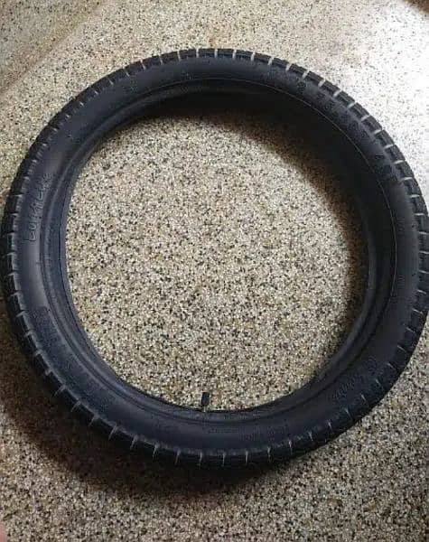 servis Geniun tyre with servis tube, condition normal, very little use 1