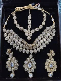 FINAL SALE Necklace For Wedding Sale Dubai Imported