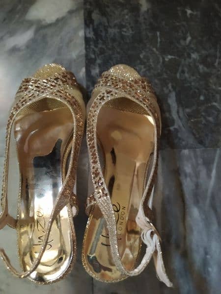 unze shoes golden colour size 38 nd Ehsan chappal  silver shoe size 38 0
