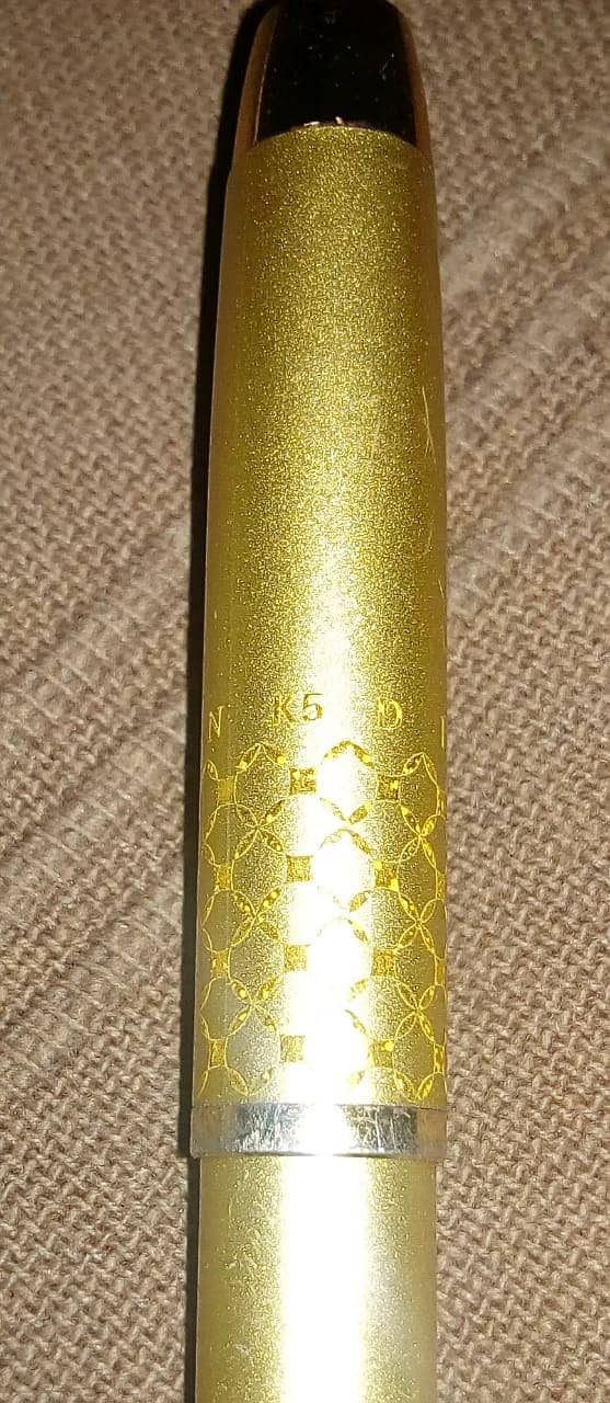 Dikawen K-5 Gold Plated Fountain Pen 1