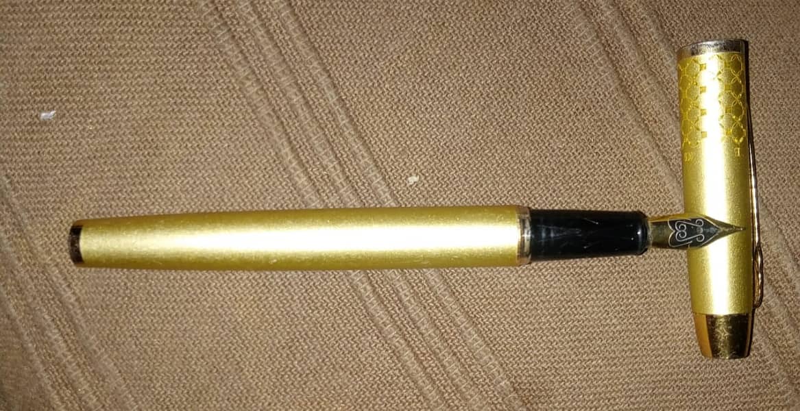 Dikawen K-5 Gold Plated Fountain Pen 5