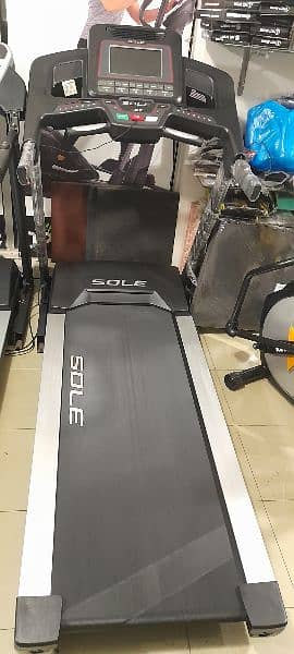 Sole Fitness  F80, F85 Treadmill Exercise Running Machine 3