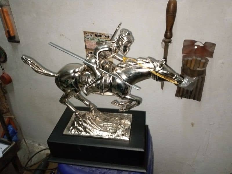 Blochi baba horse trophy 1