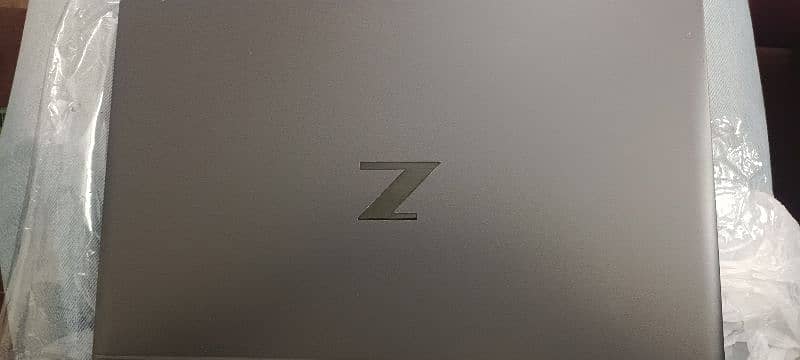 HP ZBook firefly G7 15.6"-Full HD-Intel Core(i5-10th) i5-10210U 1