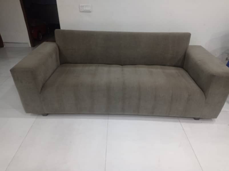 U-Shaped Sofa With 3 Side Tables Urgently Sale 2
