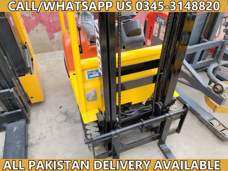 TOYOTA 500 Kg Battery Operated Mini Electric Forklift Lifter for Sale 5