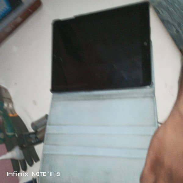 apple iPad 2 12