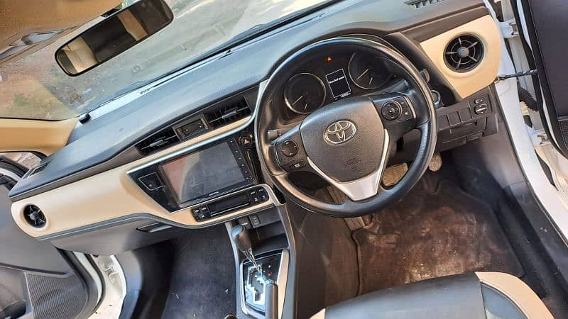 Toyota Corolla Altis X 1.6 Special Edition 2022 full option 4