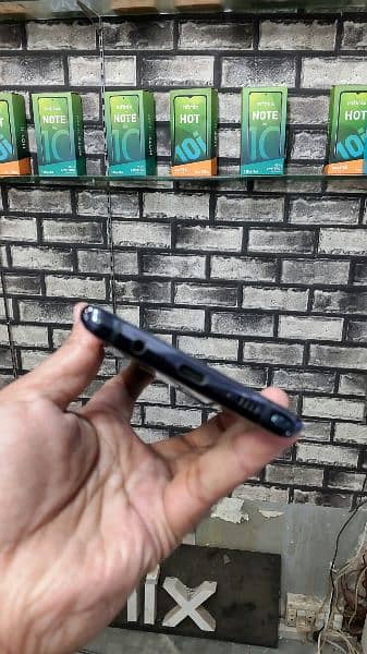 LG V60 Snapdragon 865 10/10 6