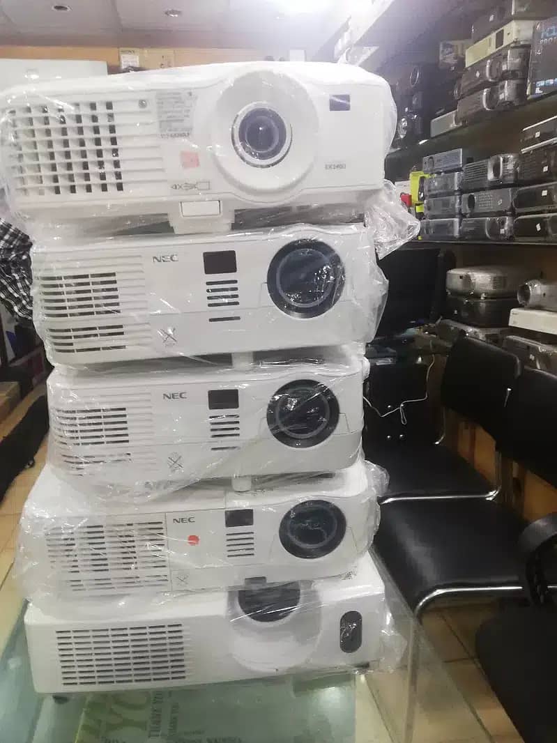 Multimedia Projector New, Used, Refurbish in cheep price 3