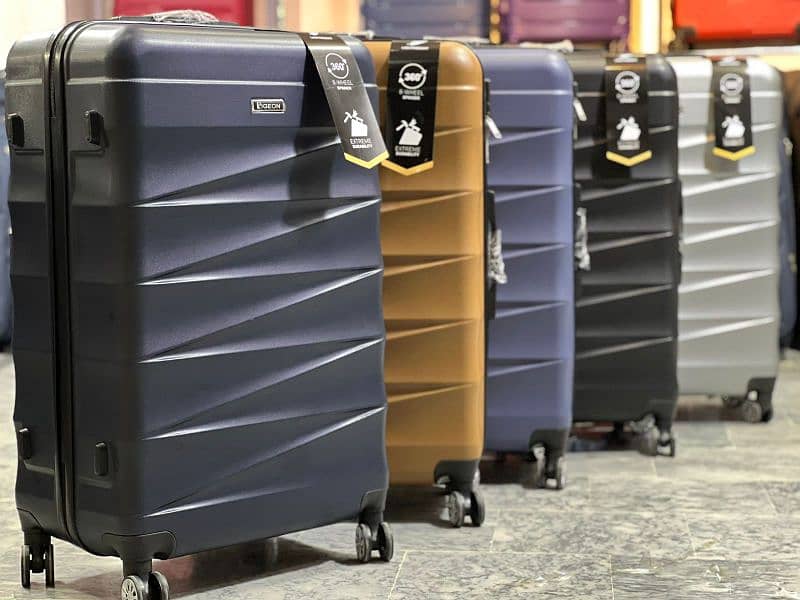 Suitcase - Pack to Three - Luggage set - Fiber suitcase - Attachi 1