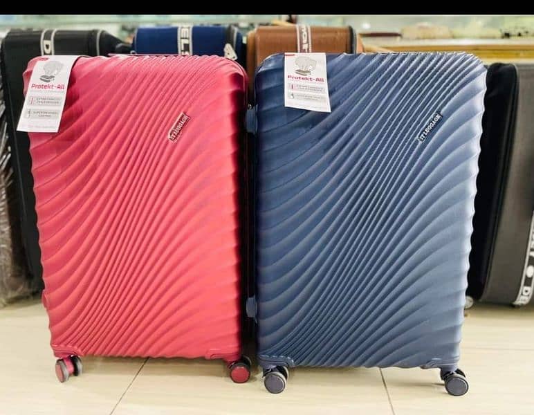 Suitcase - Pack to Three - Luggage set - Fiber suitcase - Attachi 5