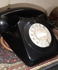 Mashallah  100% original vintage classic dialing telephone 0