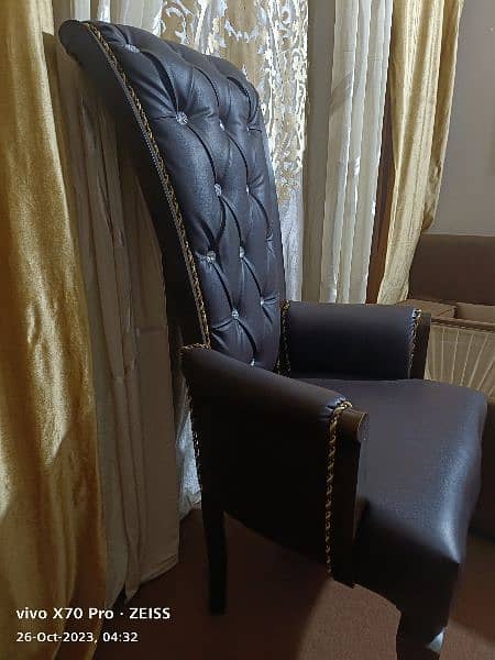2 Stylish sofa/Bedroom Chairs coffee chair 4