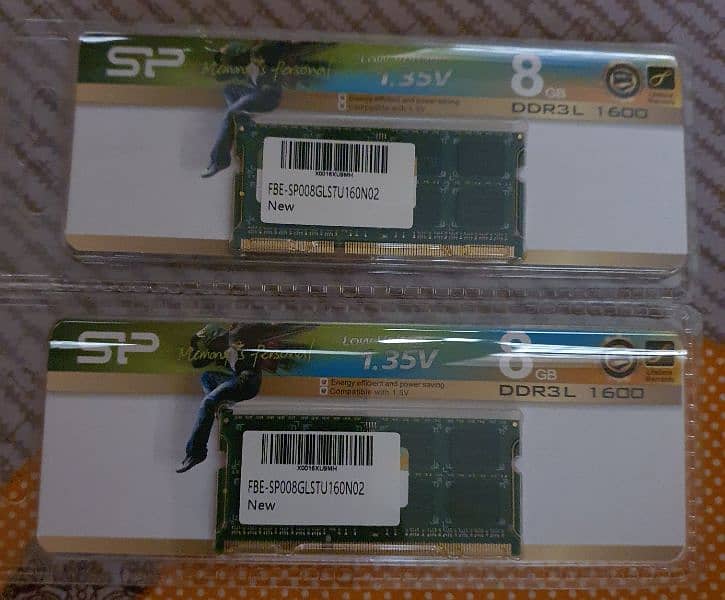 (new) Silicone Power Macbook Pro DIMM (Ram) 8gbx2 0