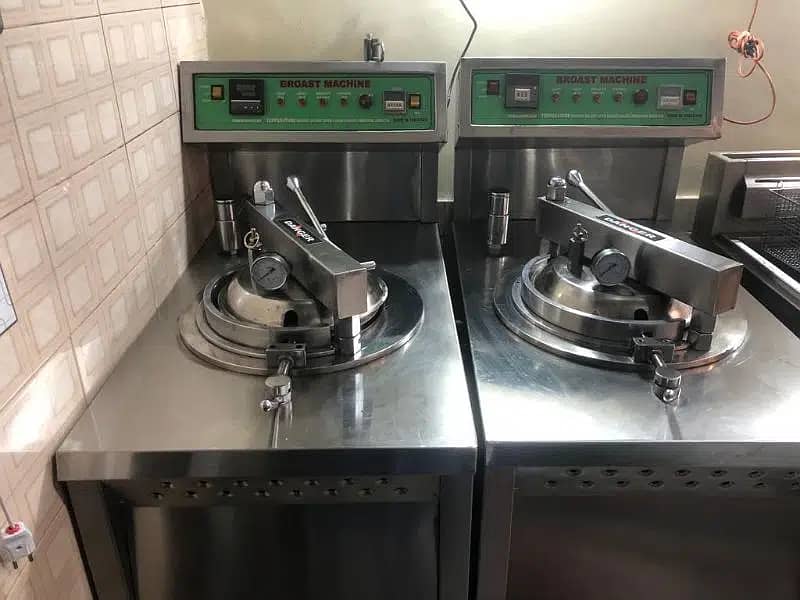 Brand New Broast Machine 1 Year Guarantee We Hve Pizza Oven Deep Fryer 2