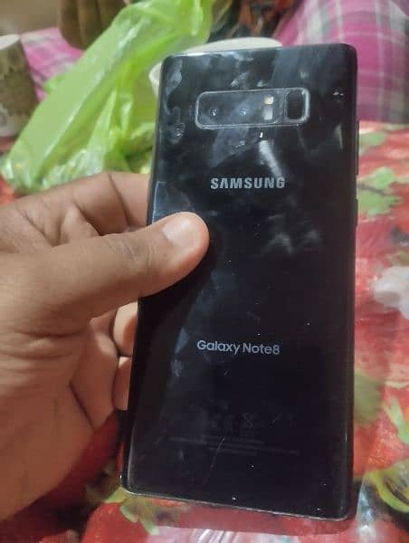 Samsung Galaxy Note 8 10/9 condition one dote 3