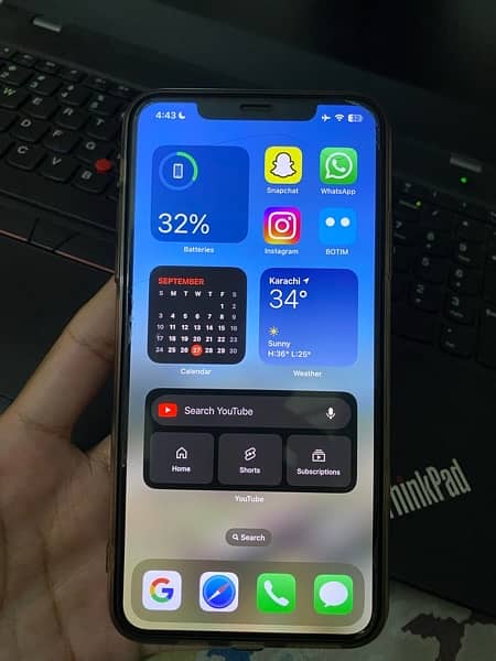 iPhone 11 Pro Max 256 gb factory unlock 1