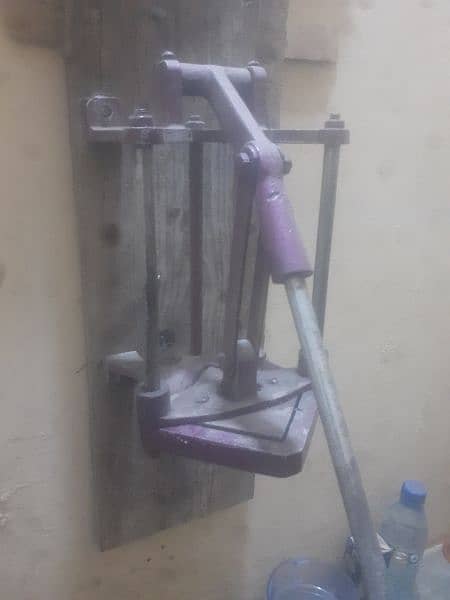 frize cutter  in good condition 0