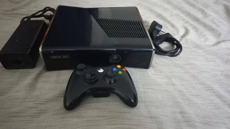 xbox 360 slim just new 4