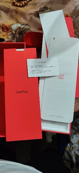 OnePlus 7tPro Box pack 10 by 10 1