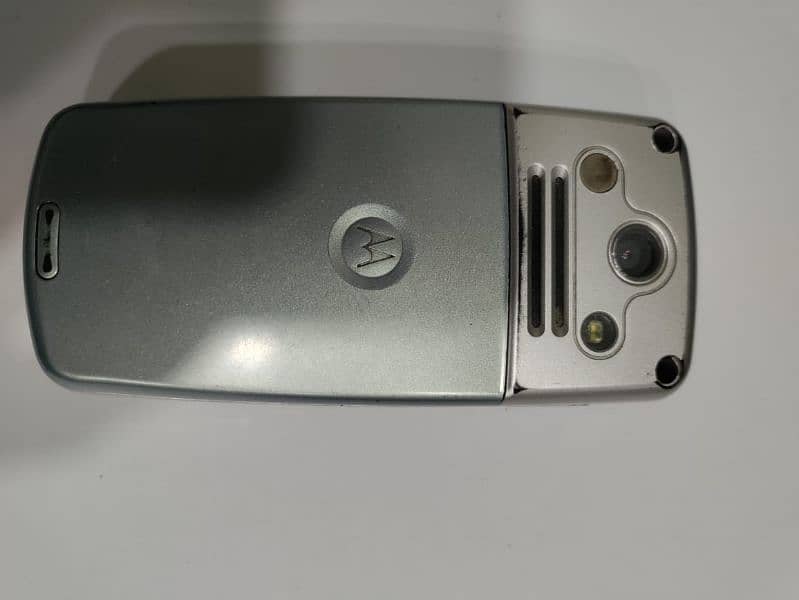 Motorola Cfug1043CE in 1800 1