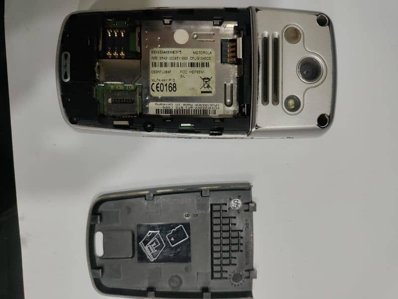 Motorola Cfug1043CE in 1800 2