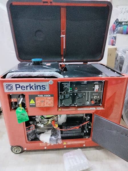 Generator 10 kva sound proof Perkins conopy. 4