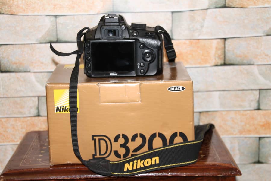 Cannon 6D, Nikon D3200, Canon Rebel T-3 6