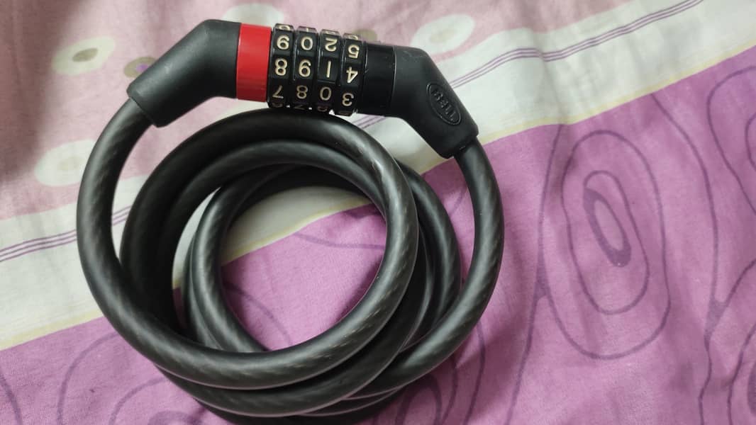 Bell Sports,Inc. Combo Cable Lock 8mmx5ft (imported) for bikes 0