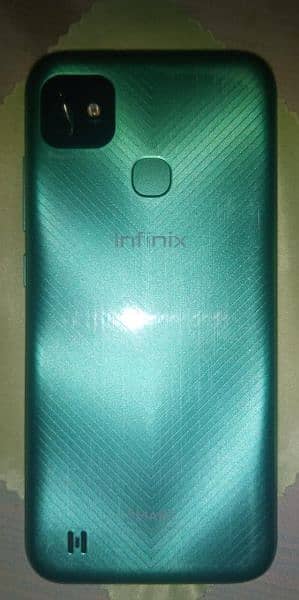 Infinix smart HD with original box, only 7 month used,10/10 condition 8