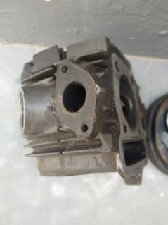 honda  head without piston made in japan 70 old model 1978