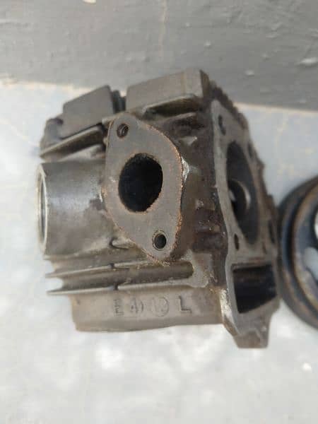 honda  head without piston made in japan 70 old model 1978 0