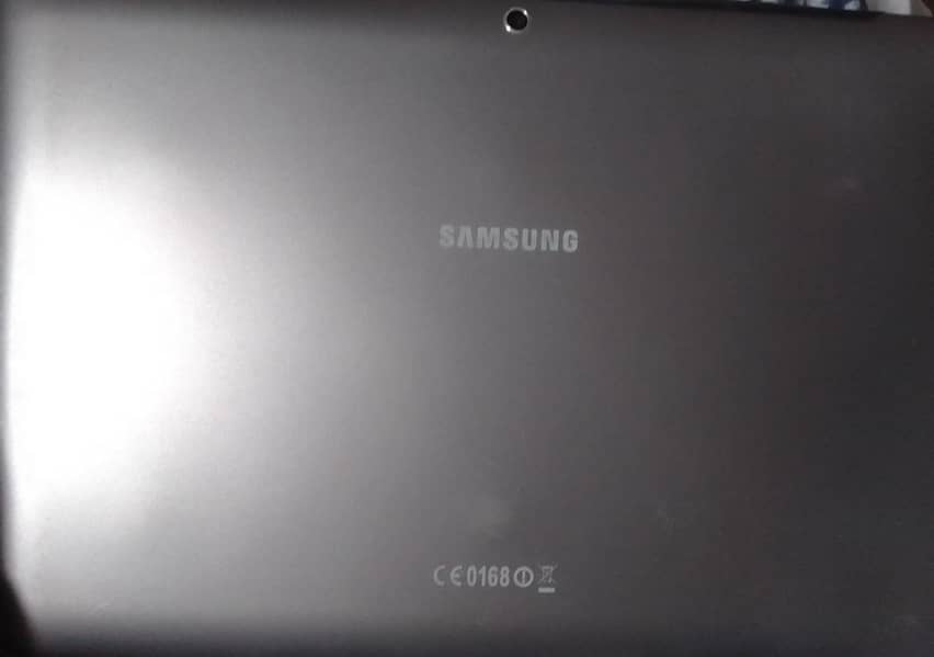 Samsung Galaxy tab GTP5100 model 9