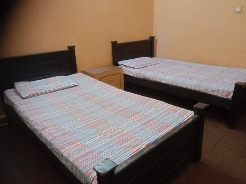 Hostel for Kips Entry Test PREPARATION at Johar Town kips ac room seat 5