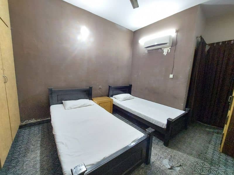 Hostel for Kips Entry Test PREPARATION at Johar Town kips ac room seat 1