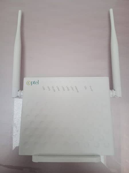 PTCL Router with 42 Meter Fiber Internet Cable for Sale 4
