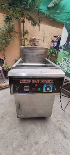 Fryer & Hot Plate