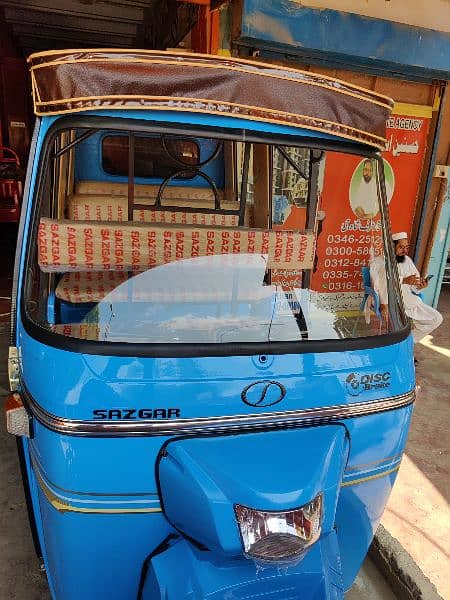 New Sazgar Rickshaw Shuttle 4+1 . 0