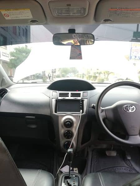 Toyota Vitz 2016 1