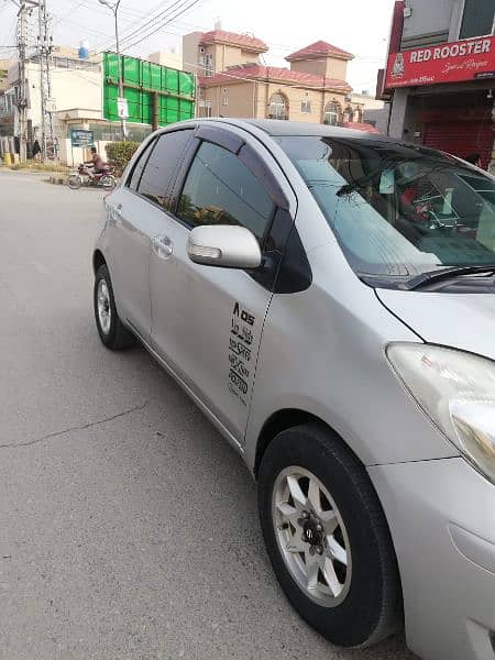 Toyota Vitz 2016 3