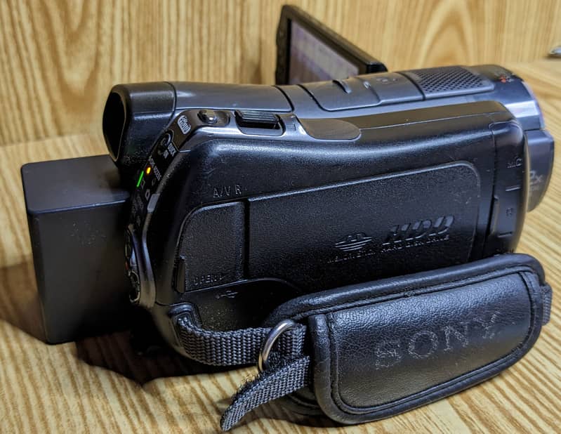 Sony HDR-SR12 Handycam 120gb Harddisk 4