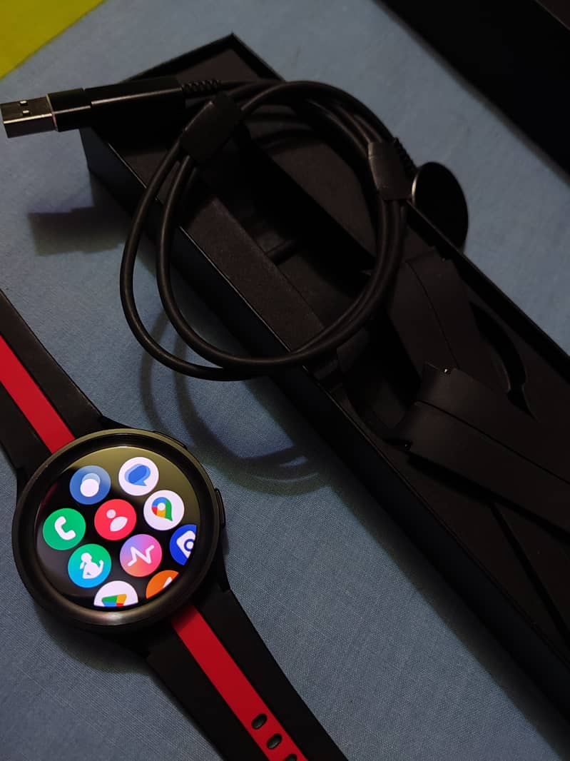 Galaxy Watch 5 pro 45mm LTE+Bluetooth 0