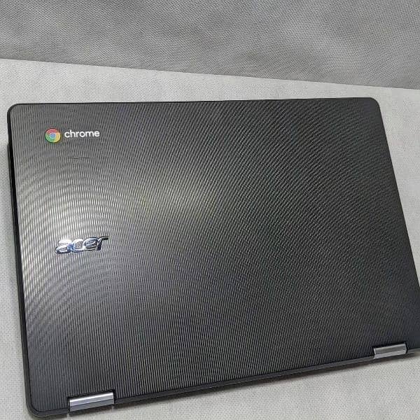 Acer Chromebook spin 11 10/10 condition 2
