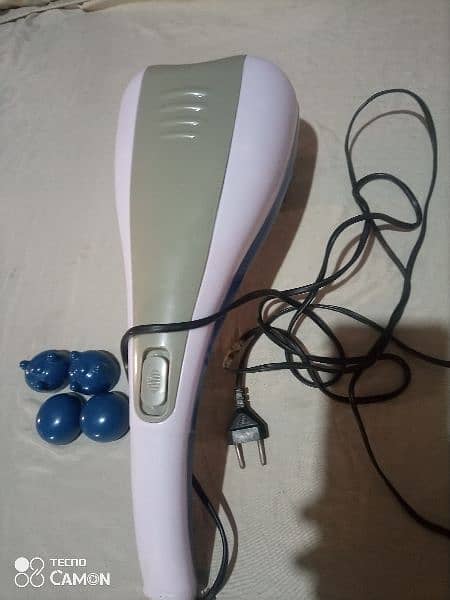 Electric DOUBLE HEAD POWERFUL INFRARED BODY MASSAGER

03020062817 2